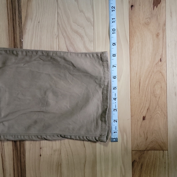 Gap straight khakis 32w - Picture 6 of 7